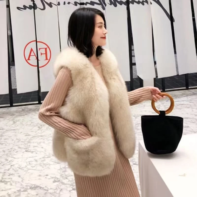 2024年新款洋气短款加厚马甲外套023