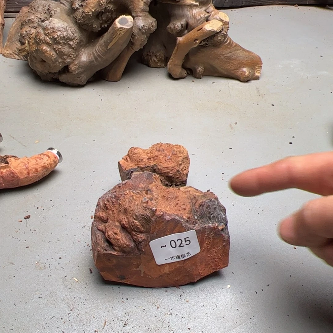 内***圆无花朵         25