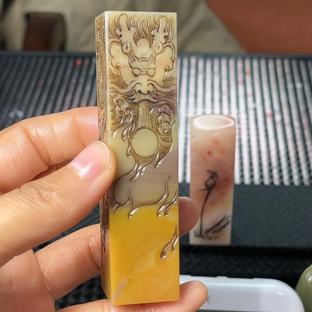 寿山石印石笑**生这个我是很看好啊