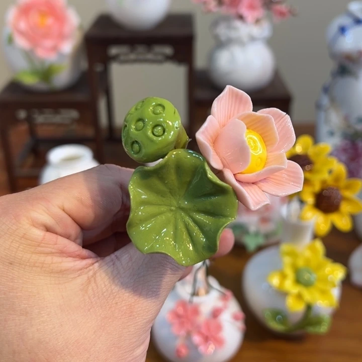 手工精致陶瓷摆件