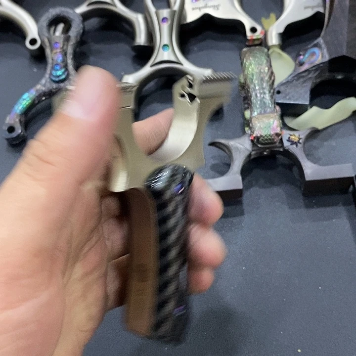 不***军0005号瑕疵小牛裸弓