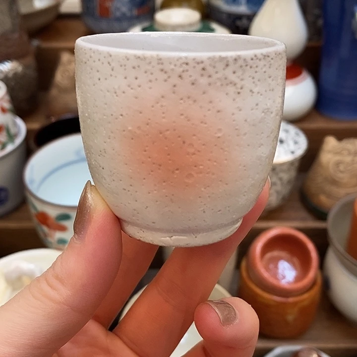 中古物品默认微瑕，谨慎参拍，满18包邮！