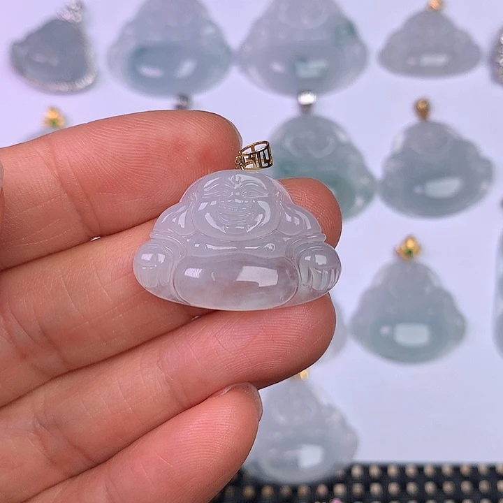 翡翠18K金镶嵌颈饰缅甸翡翠A货