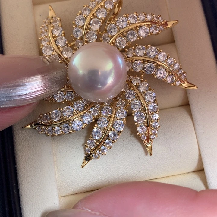 未镶嵌胸饰淡水珍珠