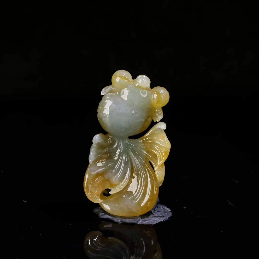 41天然缅甸翡翠A货冰黄年年有鱼/500666北京中保拍卖