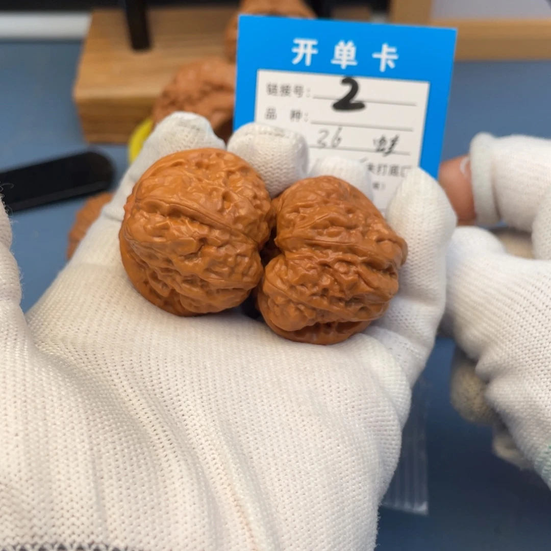 吊坠桃核文玩核桃