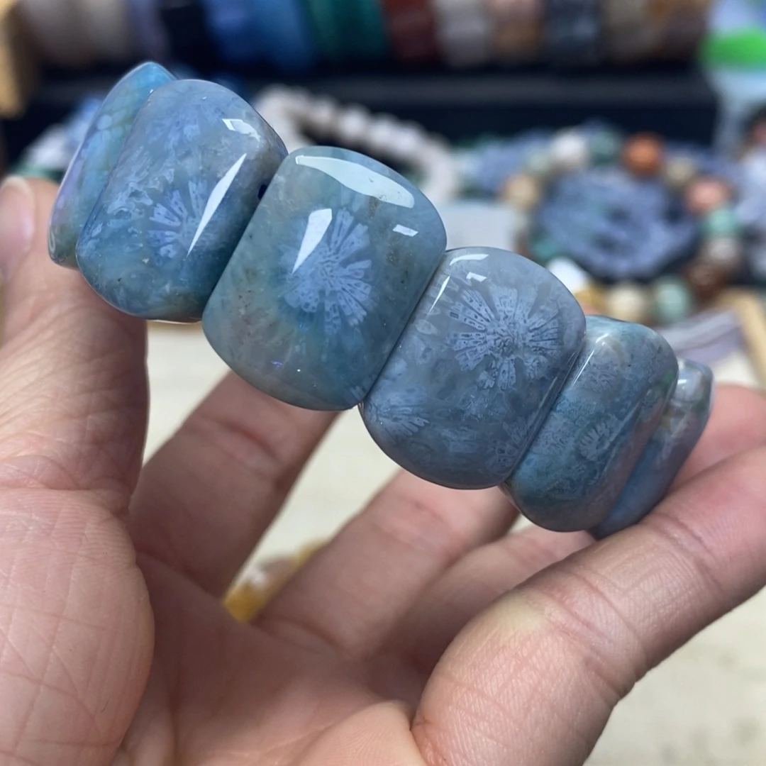 硅化珊瑚（珊瑚玉）手链未镶嵌马****果220