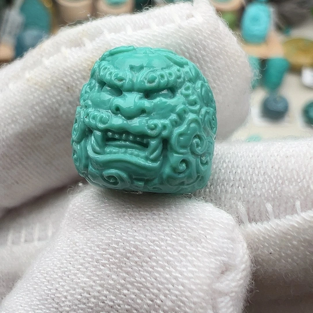 绿松石配饰未镶嵌