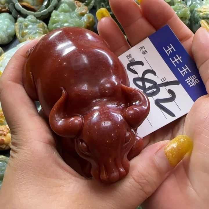 透闪石质玉未镶嵌把件