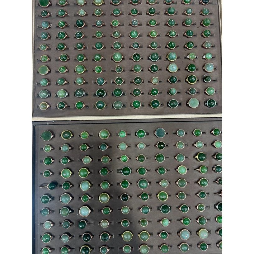 和田玉碧玉镶嵌圆形戒指款式随机（多样性发1）