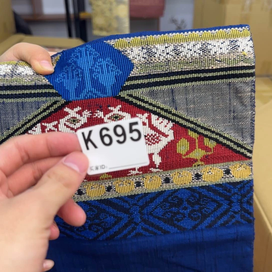 蚕丝曌*小雨小雨小雨小雨