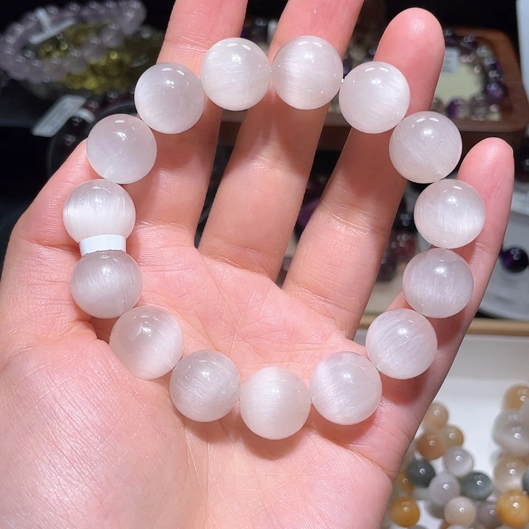 水晶手链未镶嵌白兔毛手链，晶体通透