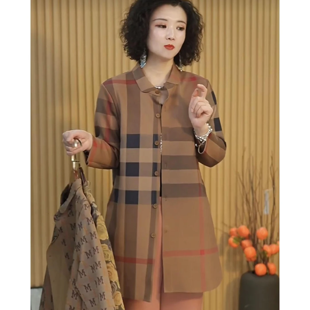 高档休闲开衫风衣外套2409（9分袖对称不定位）空气棉外套女