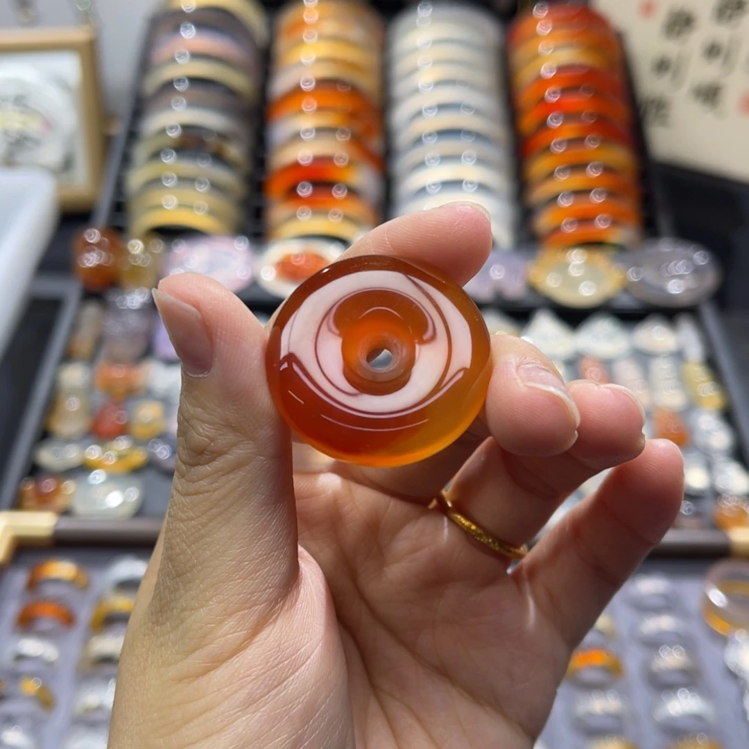 未镶嵌颈饰玛瑙/玉髓