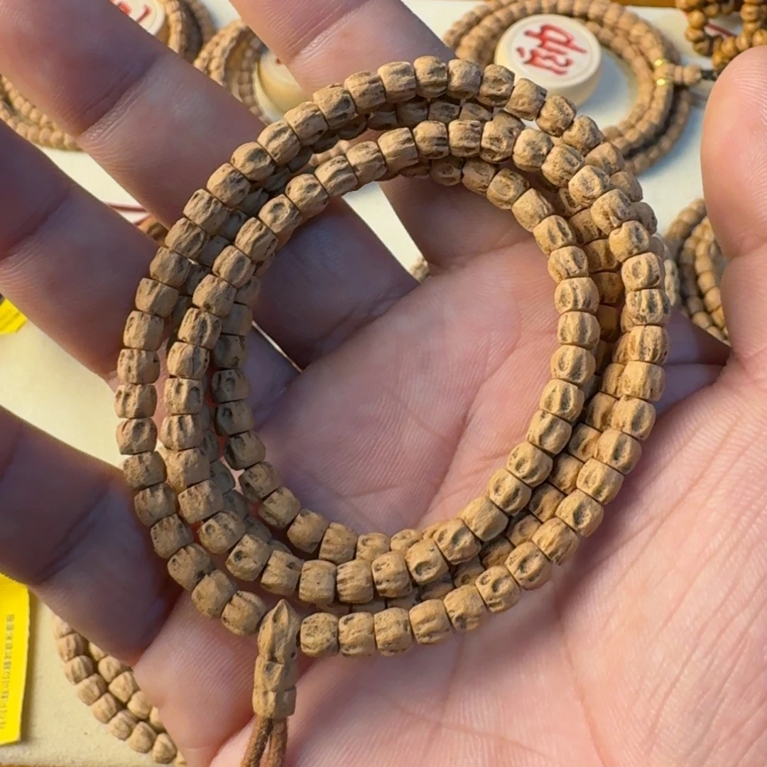 柏香籽/百香籽吊坠009