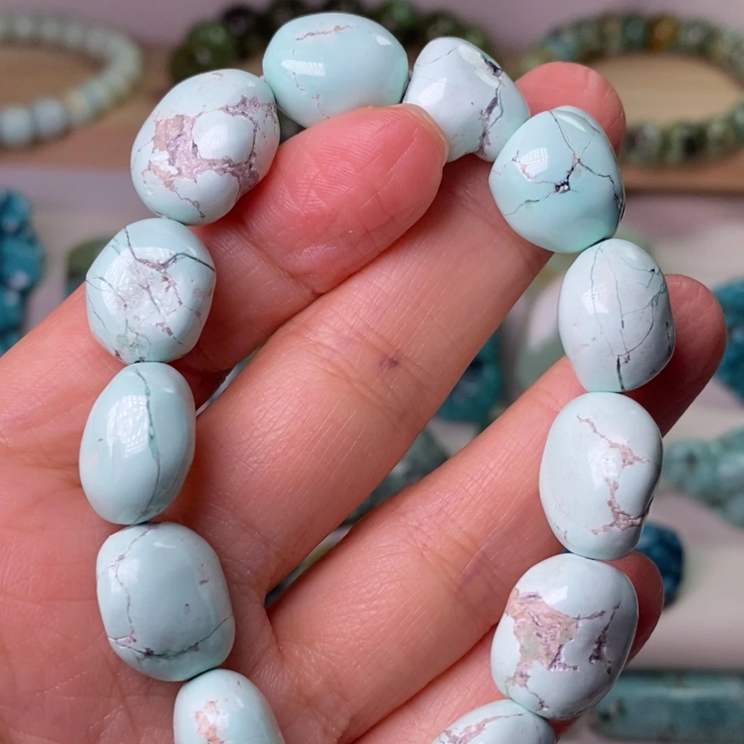 绿松石未镶嵌珠宝奇石