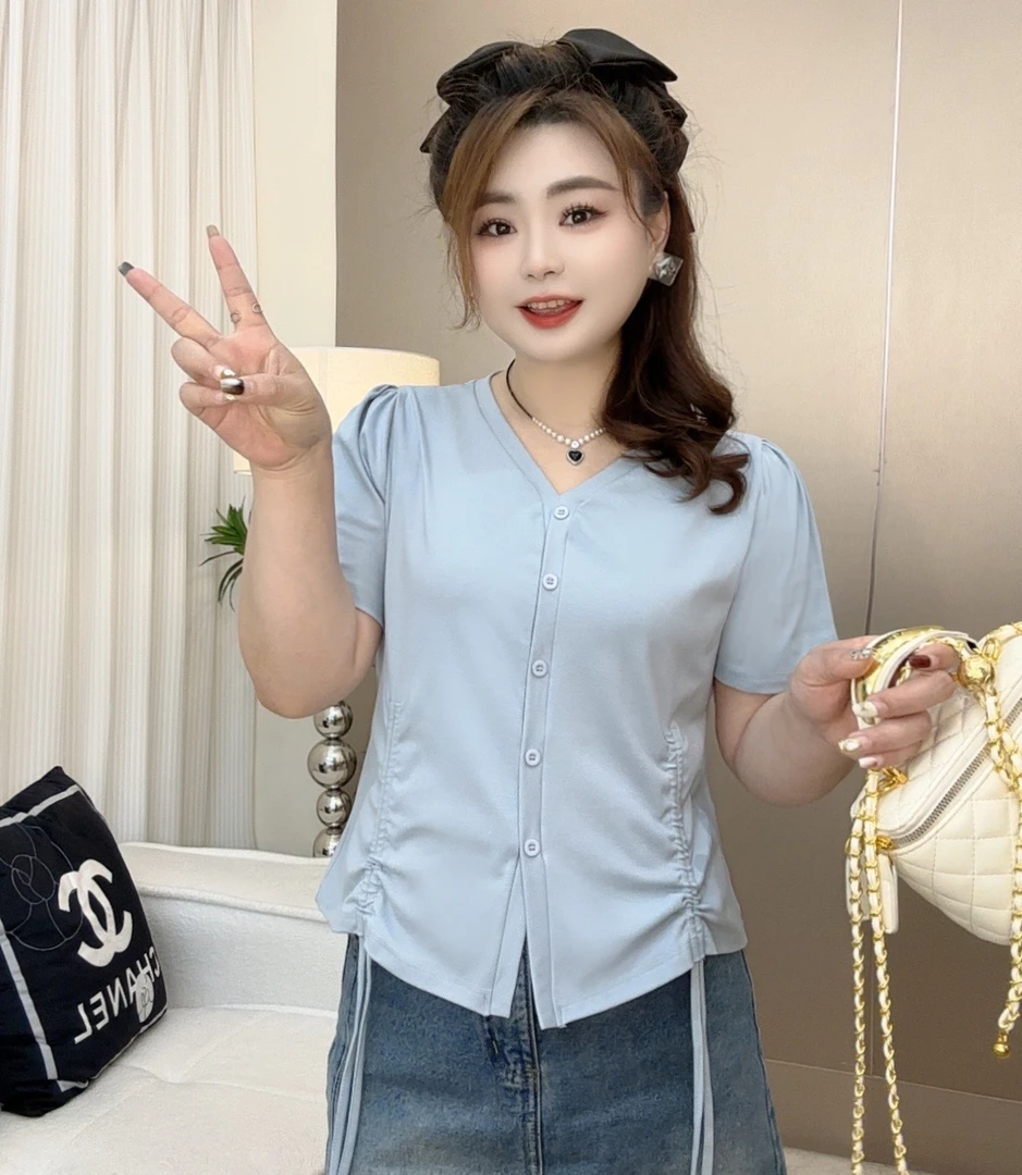 2025夏季新款大码女装显瘦百搭设计感短袖V领洋气收腰小众T恤上衣