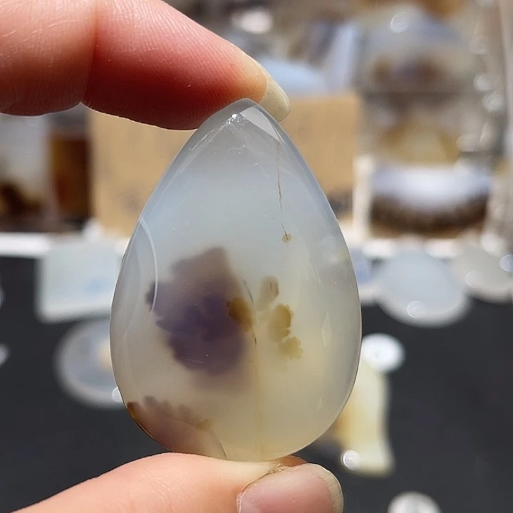 玛瑙/玉髓未镶嵌颈饰