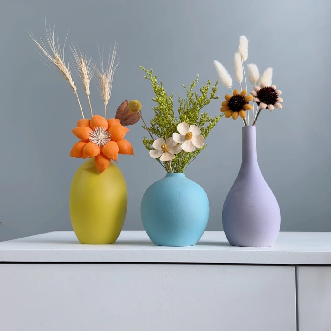 摆件陶瓷小花瓶摆件含花总高约20-30cm