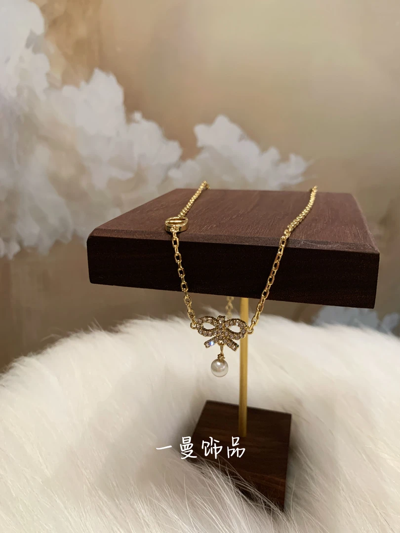 铜合金项链 精致微镶蝴蝶结小珠吊坠项链MZ3487 MAN