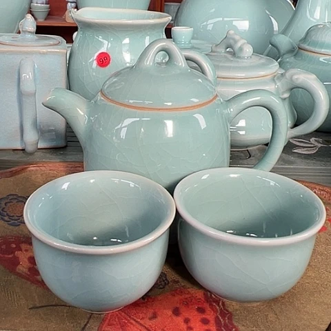 汝瓷秦权壶微瑕福利