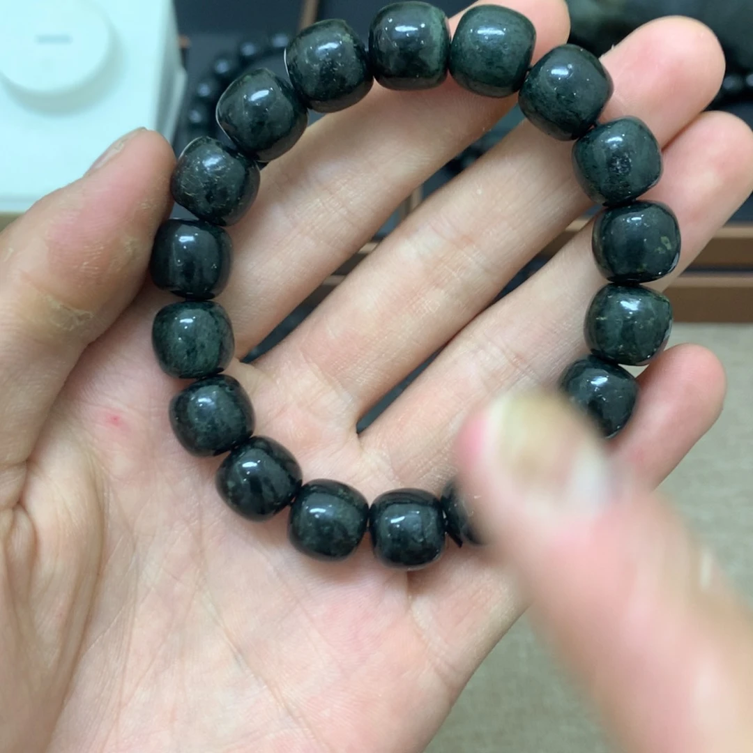 手链未镶嵌和田玉