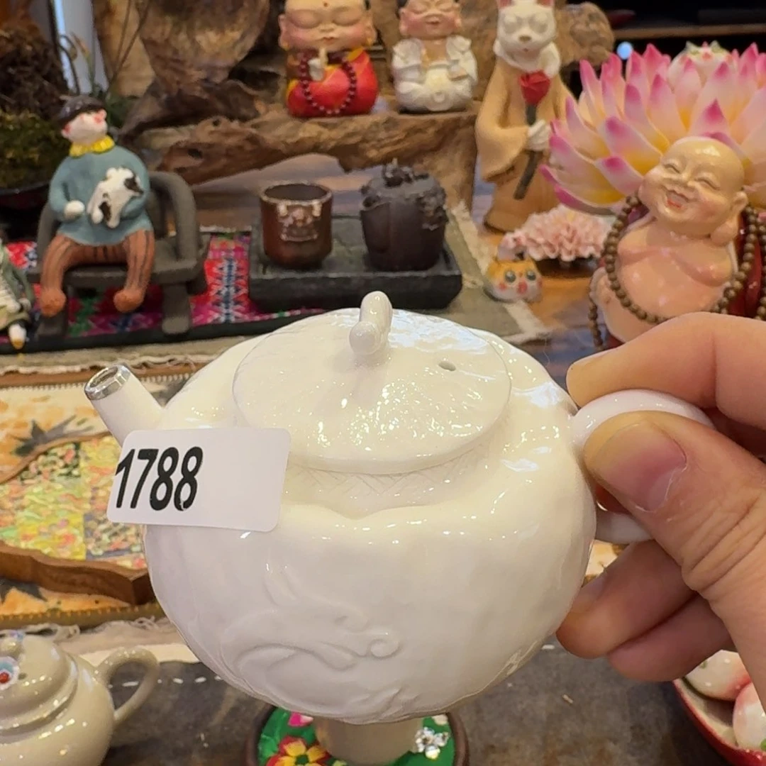 柿***?陶瓷要犹犹豫豫呀呀