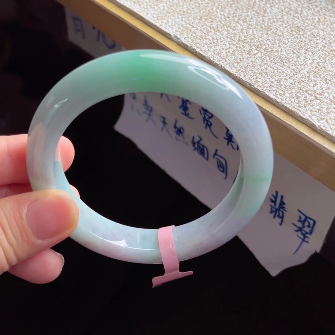 翡翠未镶嵌手镯手镯