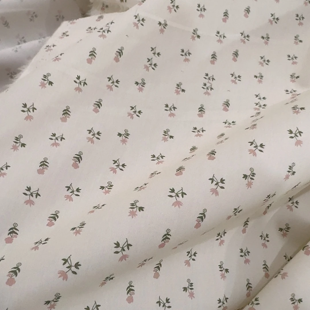 品牌纯棉80支府绸1米长X1.4米宽地卷微瑕