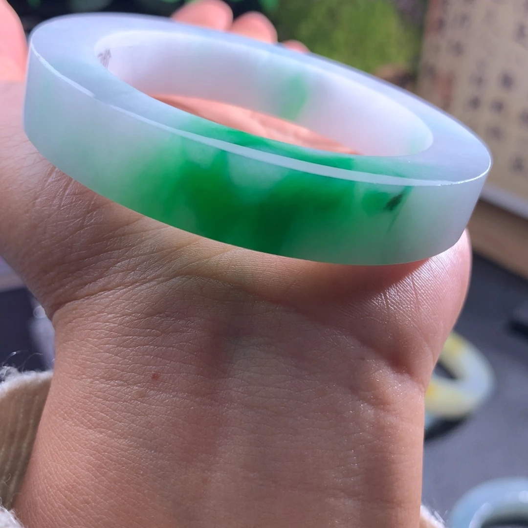 定制翡翠手镯未镶嵌