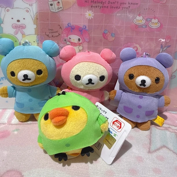 录本商店 新品 5月26日 轻松熊雨衣景品系列毛绒挂件