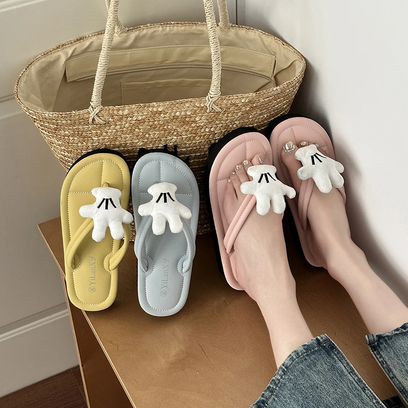 卡通人字拖鞋女2025年夏季新款外穿海边度假纯色可爱厚底休闲凉拖