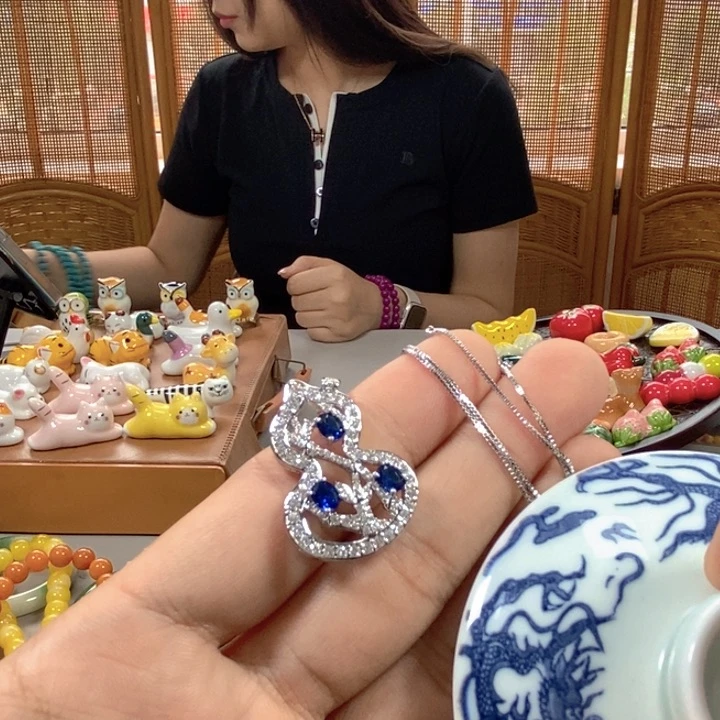 瓷片江河湖海哈哈哈哈哈哈