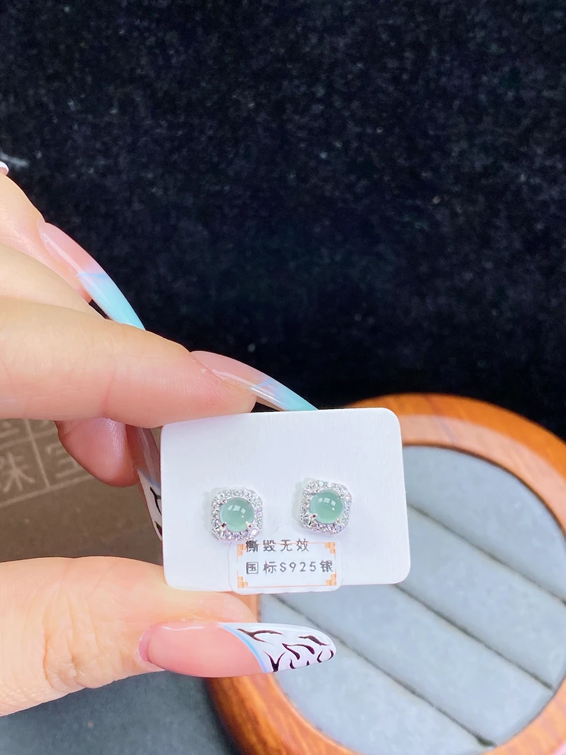 天然翡翠A货蓝冰方糖设计款耳钉通体S925银镶嵌