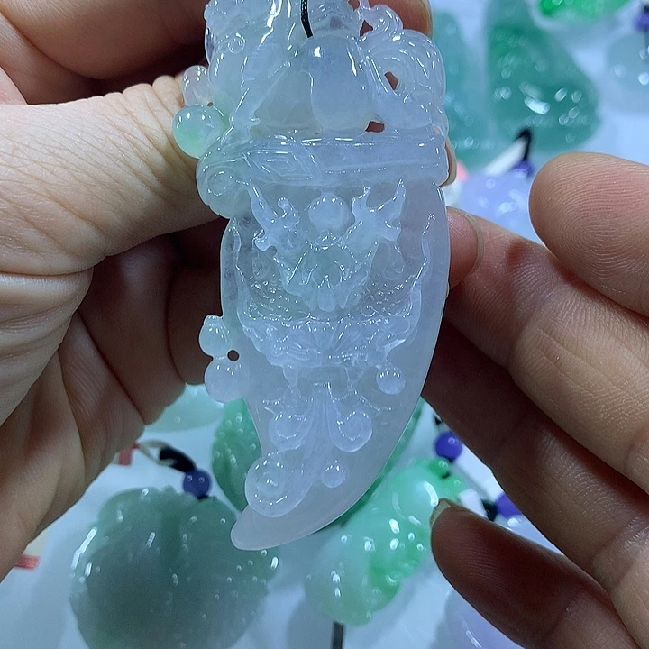 翡翠未镶嵌颈饰天然翡翠A货吊坠