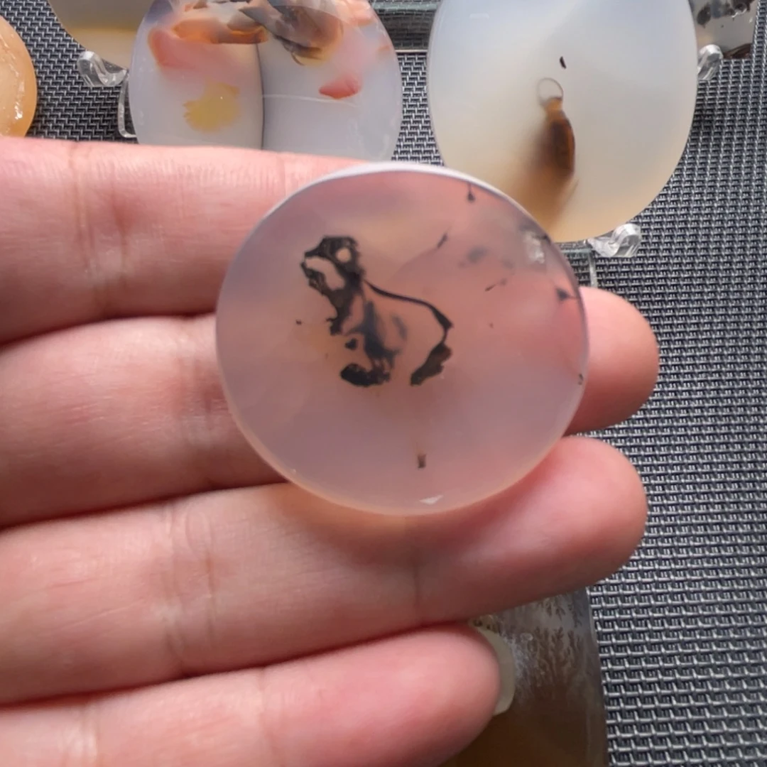 未镶嵌颈饰玛瑙/玉髓