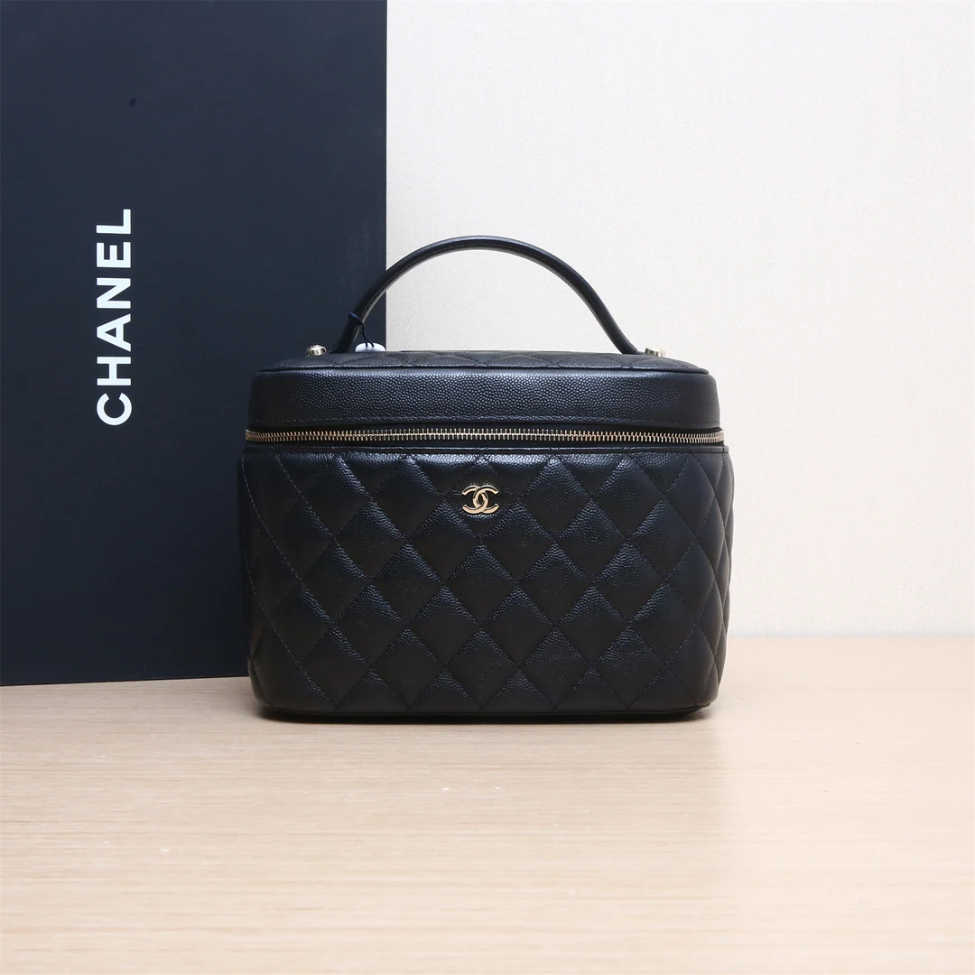99新 Chanel/香奈儿 【双双】经典款 大号手提化妆包 31开 金扣