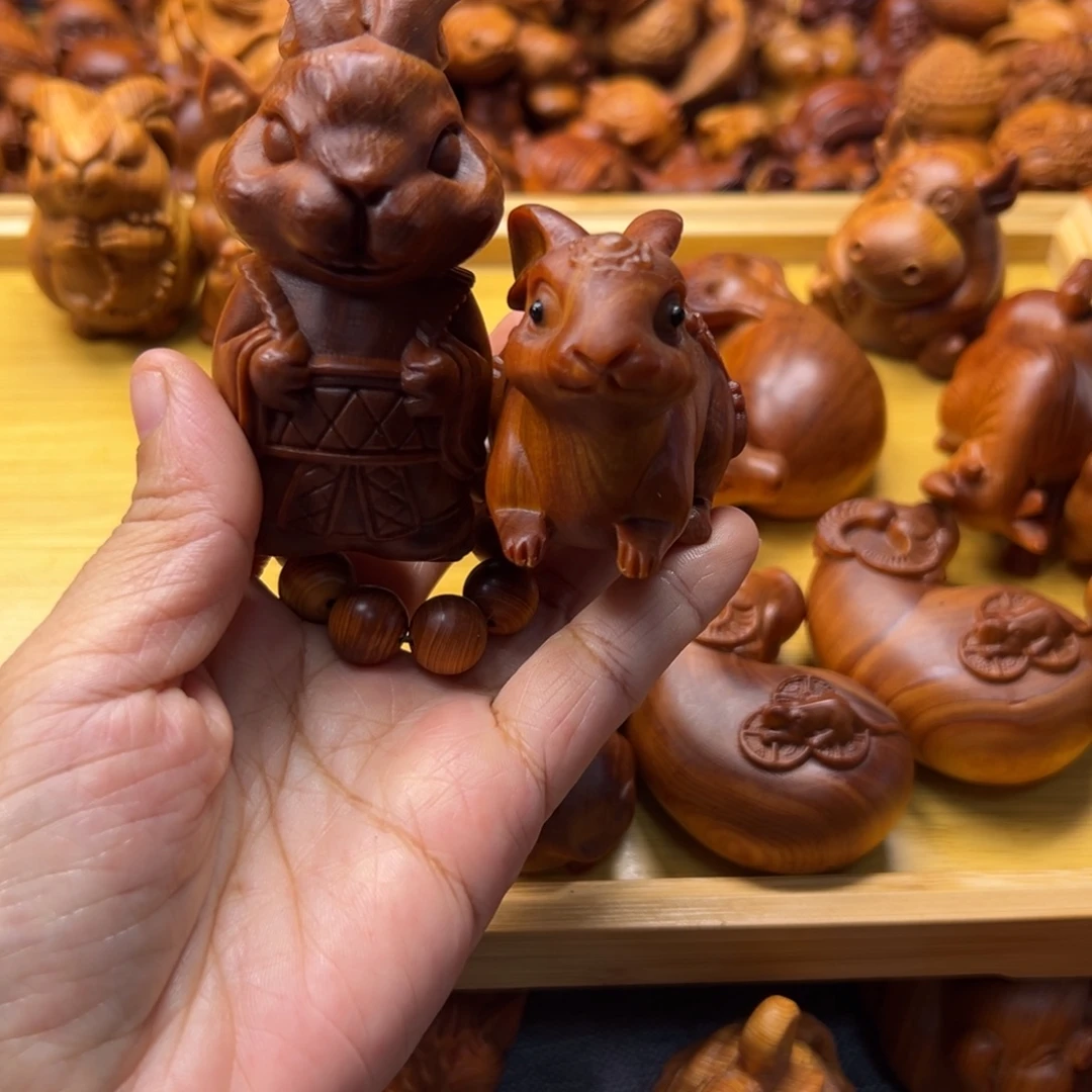 单***绘柏木（崖柏）崖柏陈化老料手把件