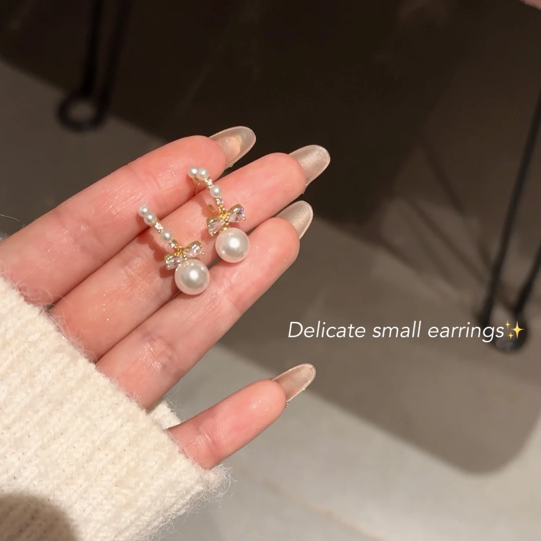 铜合金耳饰 AL3679 春季珠珠蝴蝶结耳圈小众设计感高级耳环