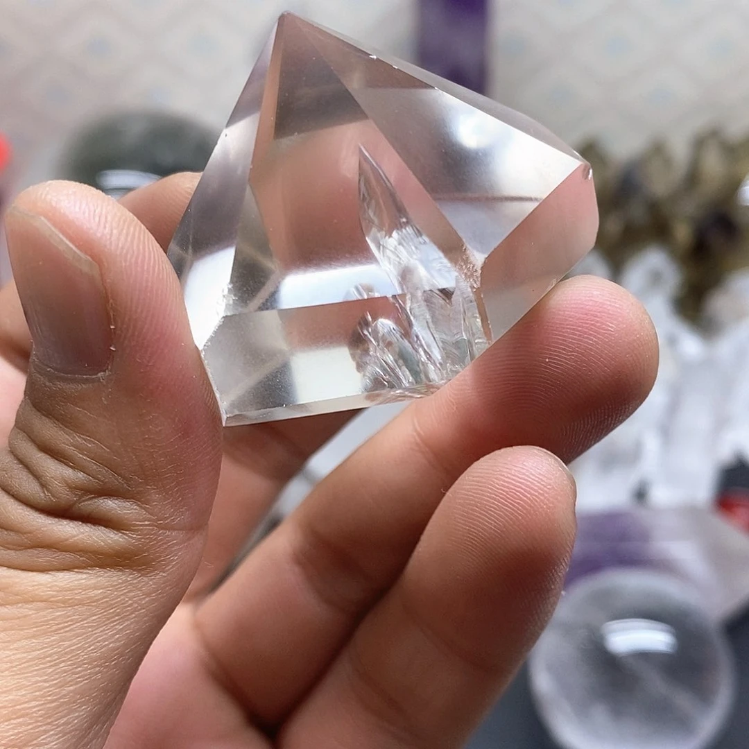 1未镶嵌水晶司****y水晶石