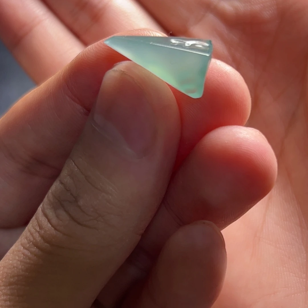 定制翡翠未镶嵌冰种起胶天空蓝随形锁骨链