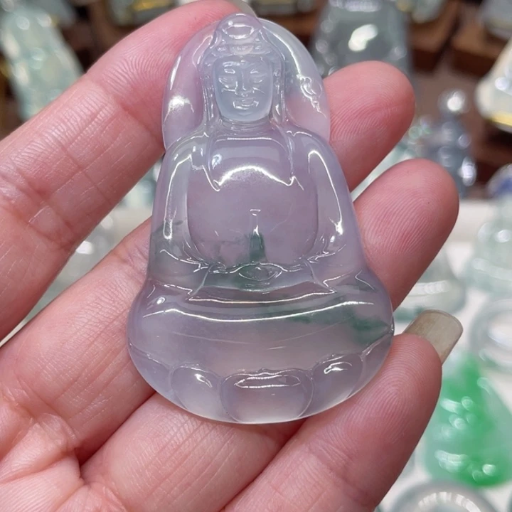 翡翠未镶嵌颈饰素衣观音