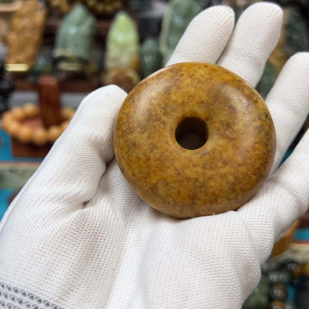 用***8岫岩河磨玉（透闪石质玉）未镶嵌把件