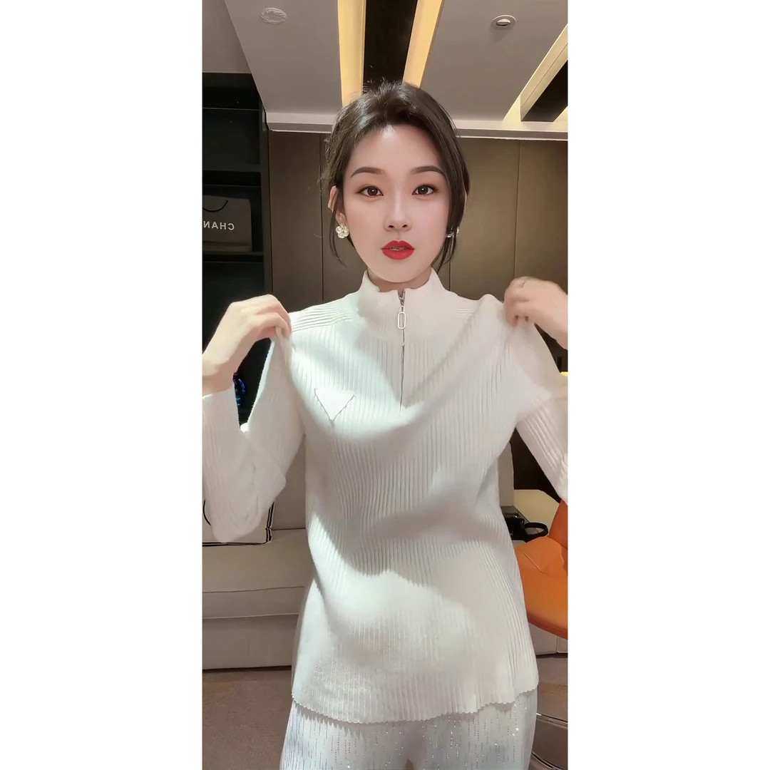 纯色三角标半拉链上衣女2025秋季新款立领针织高级感小众打底上衣