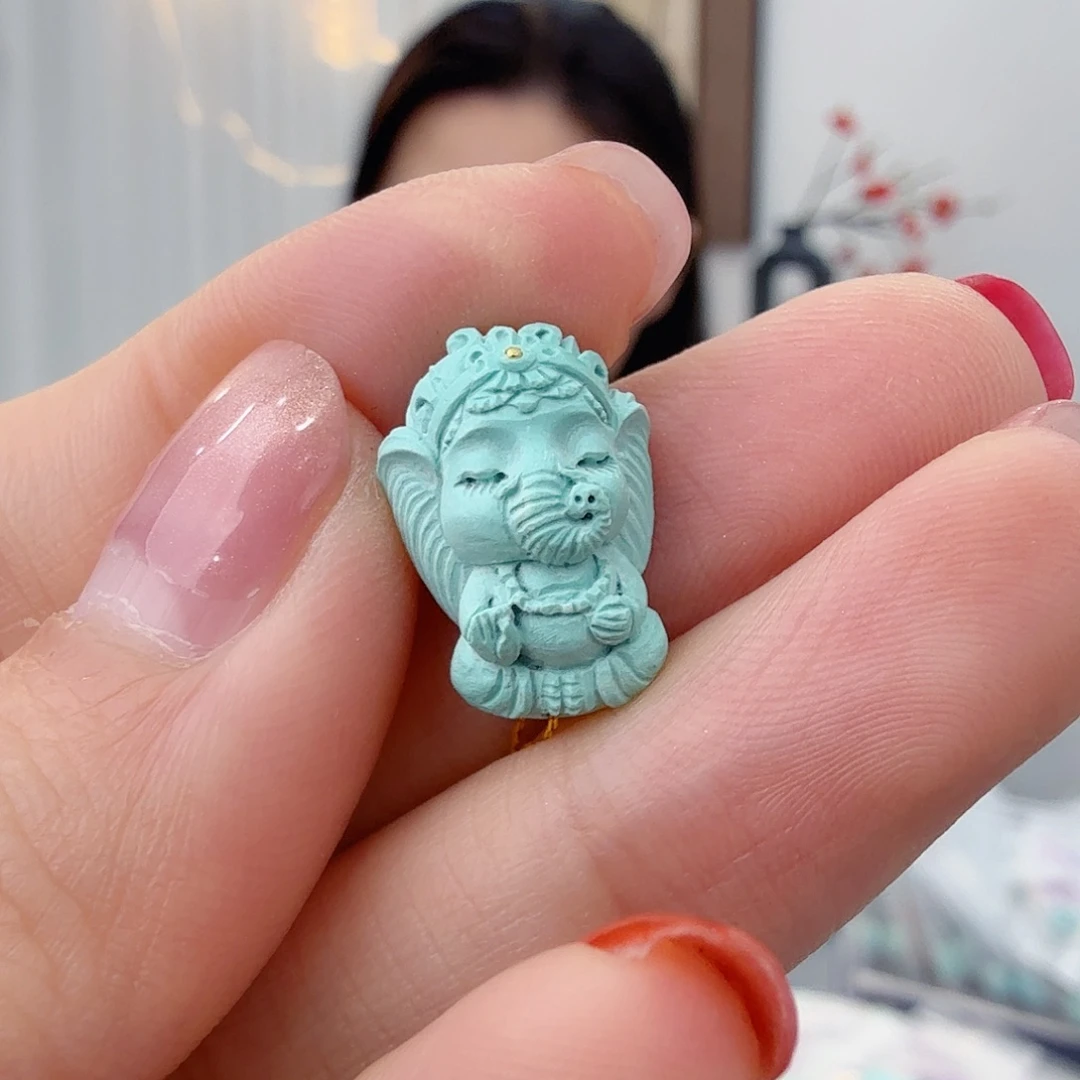 绿松石未镶嵌珠宝奇石