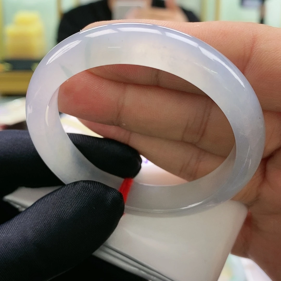 【闪购商品】未镶嵌手镯翡翠炸光