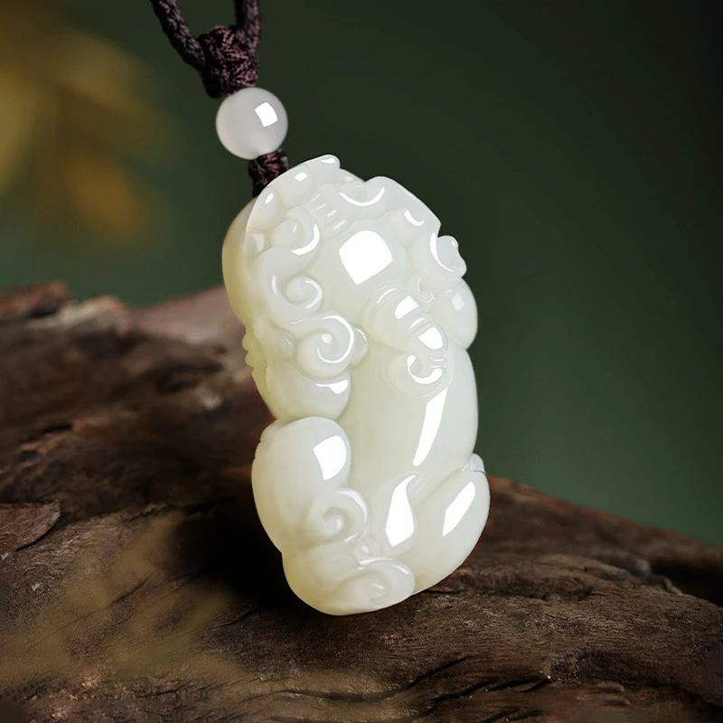 和田玉貔貅吊坠玉坠情侣貔犰礼物如意貔貅男女款玉石玉坠转运招财