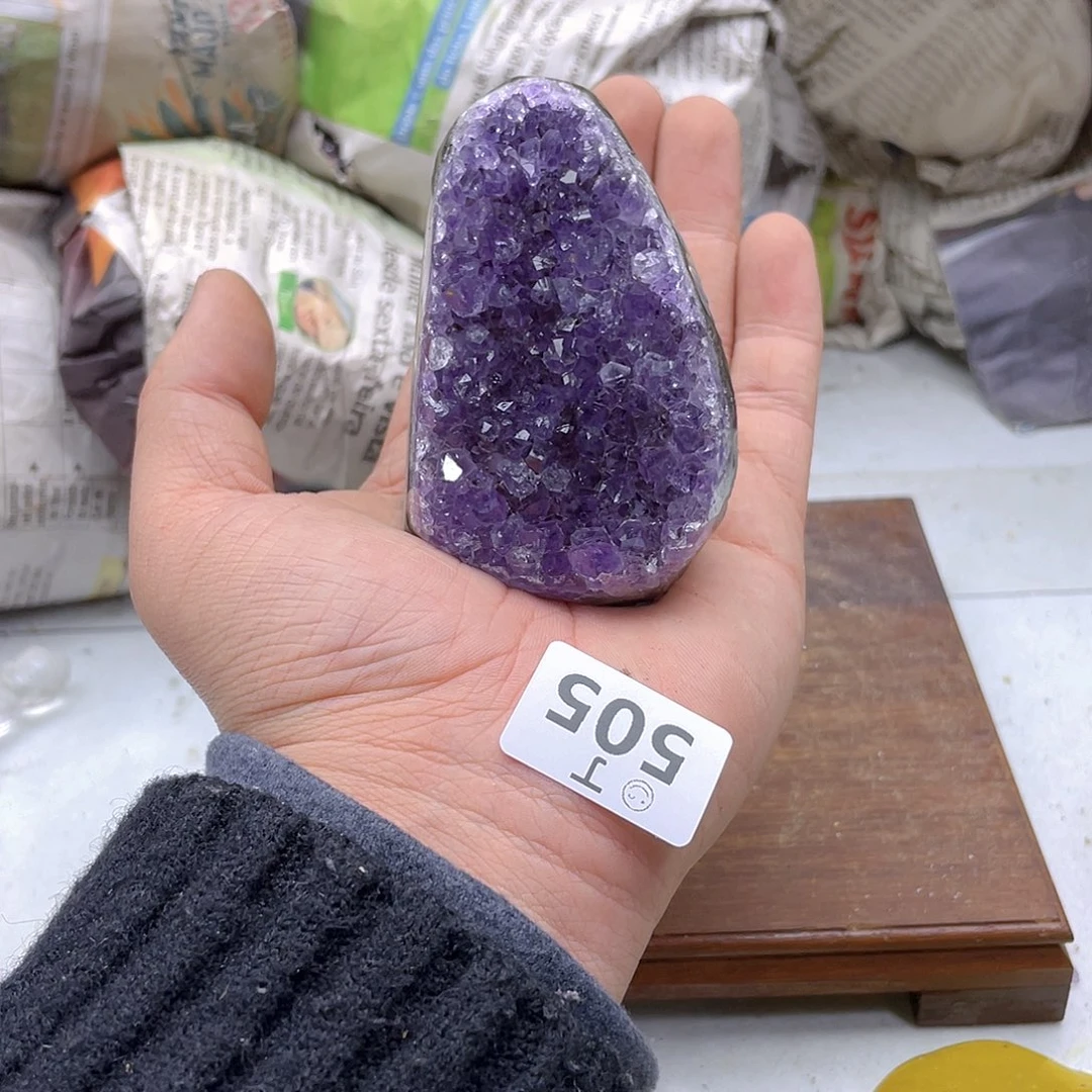 紫晶大型摆件（非配饰）未镶嵌
