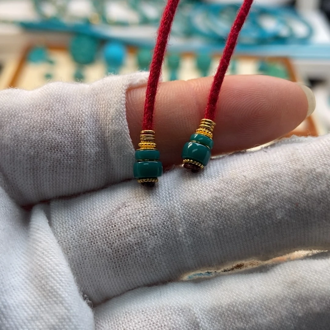 绿松石配饰未镶嵌