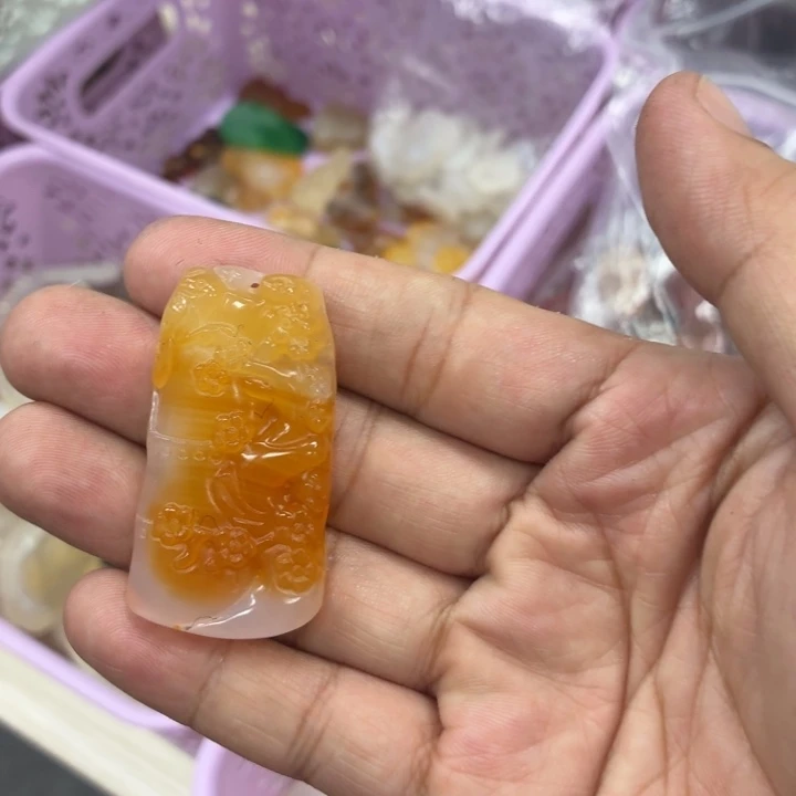 玛瑙/玉髓未镶嵌吊坠(不含链)
